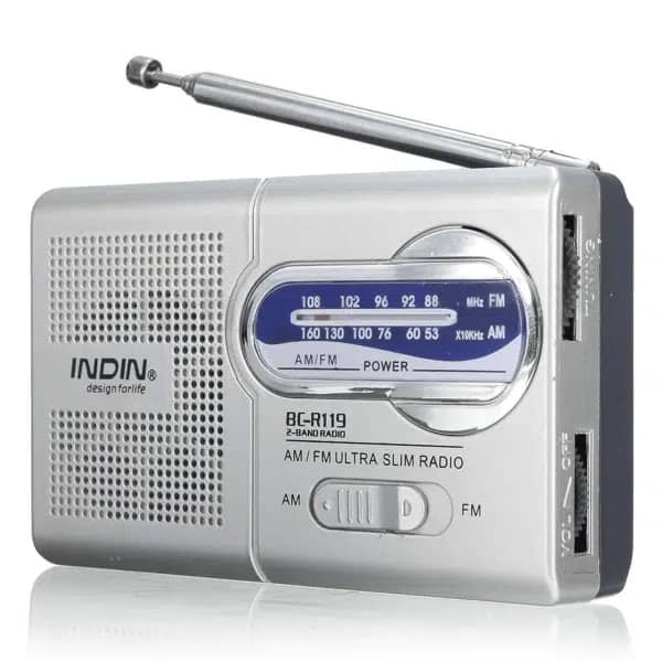 Radio transistor AM/FM portátil con antena telescópica