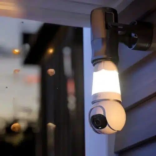 Cámara inalámbrica bidireccional con lámpara LED IMOU 3MP/5MP